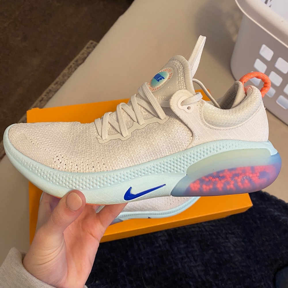 Nike Joyride Run Tennis Shoes